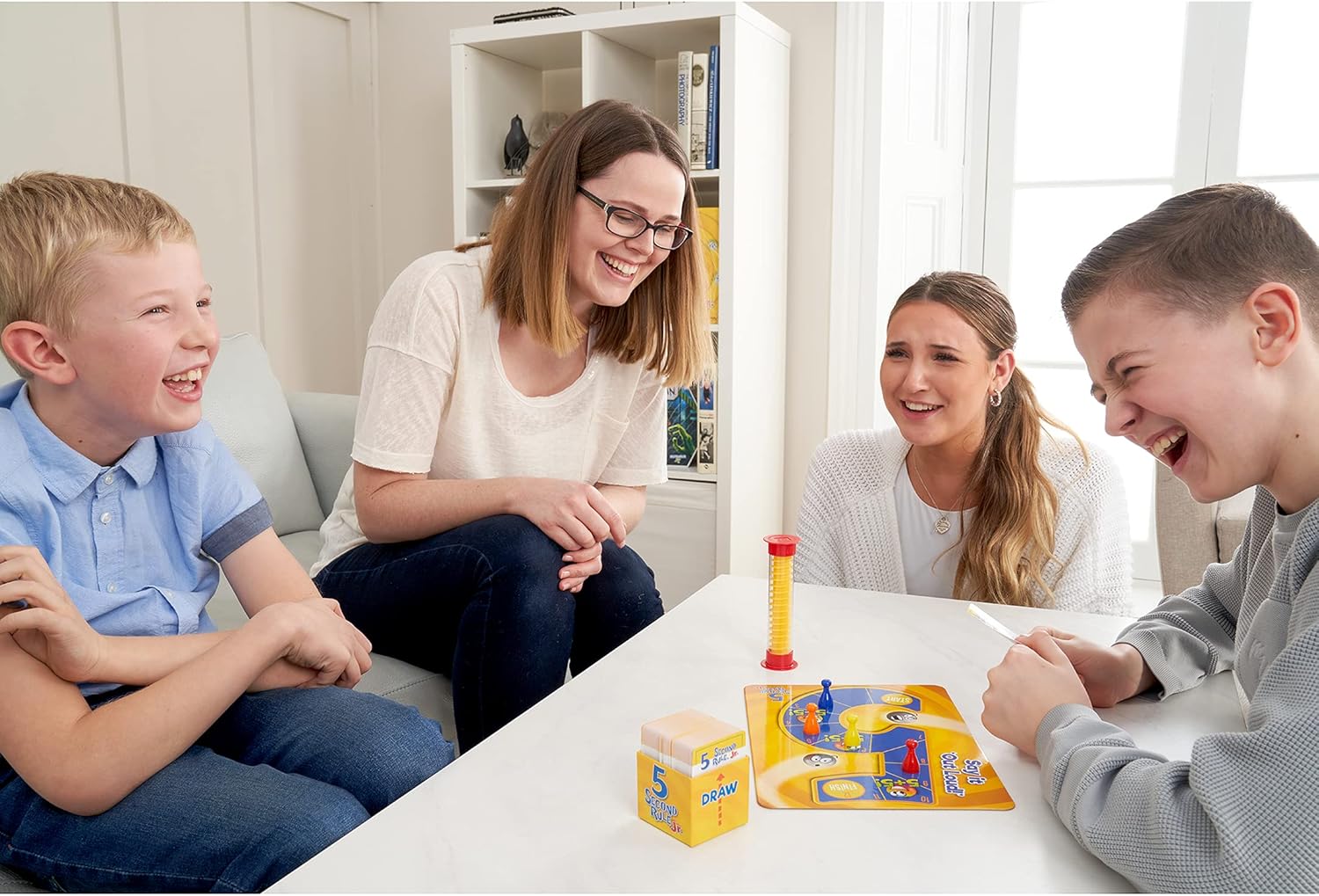 PlayMonster 5 Second Rule Junior Family Card Game 4