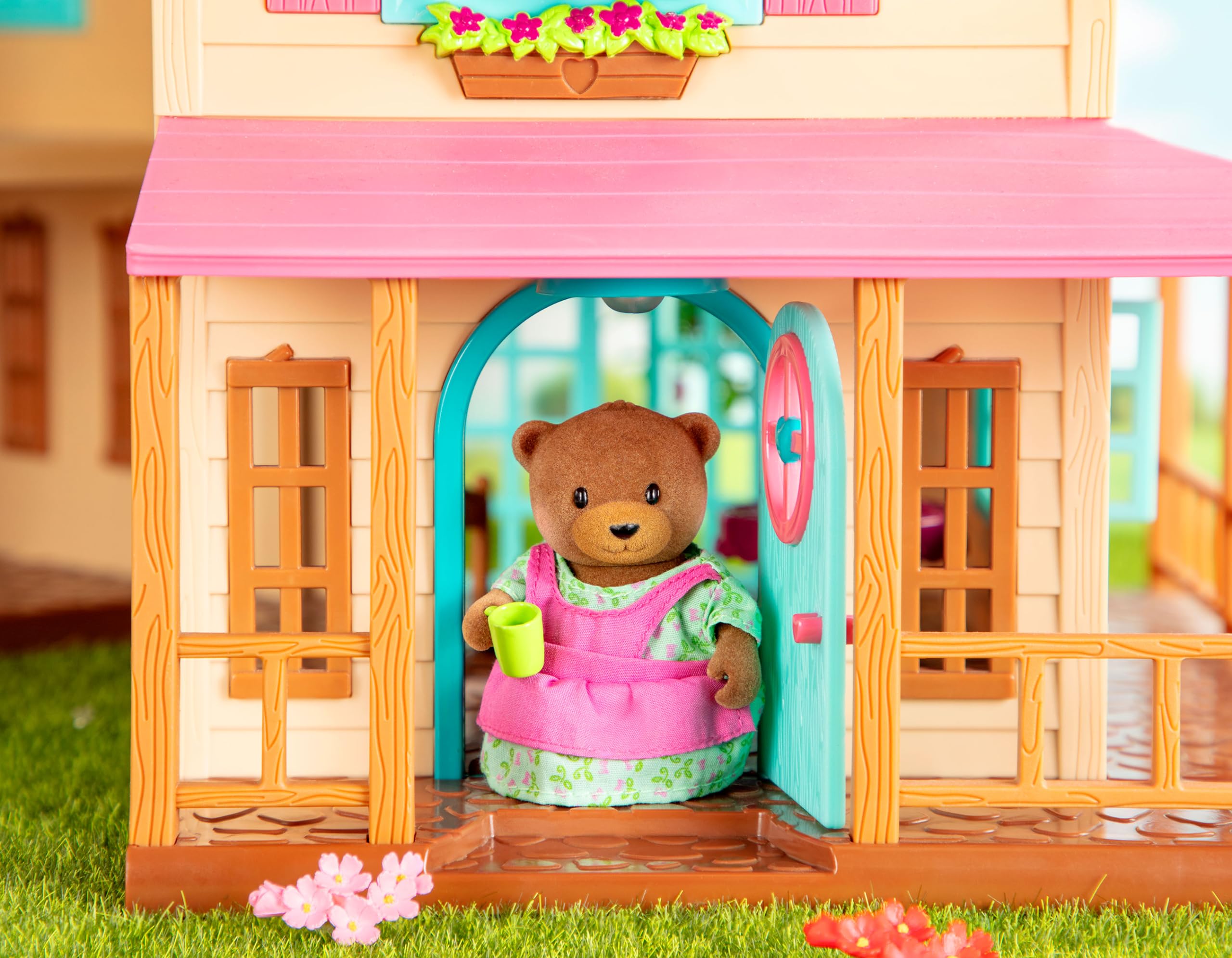 Li'l Woodzeez Healthnuggle Bear Family Set - 4 Collectible Doll Figures with Storybook for Imaginative Play 5