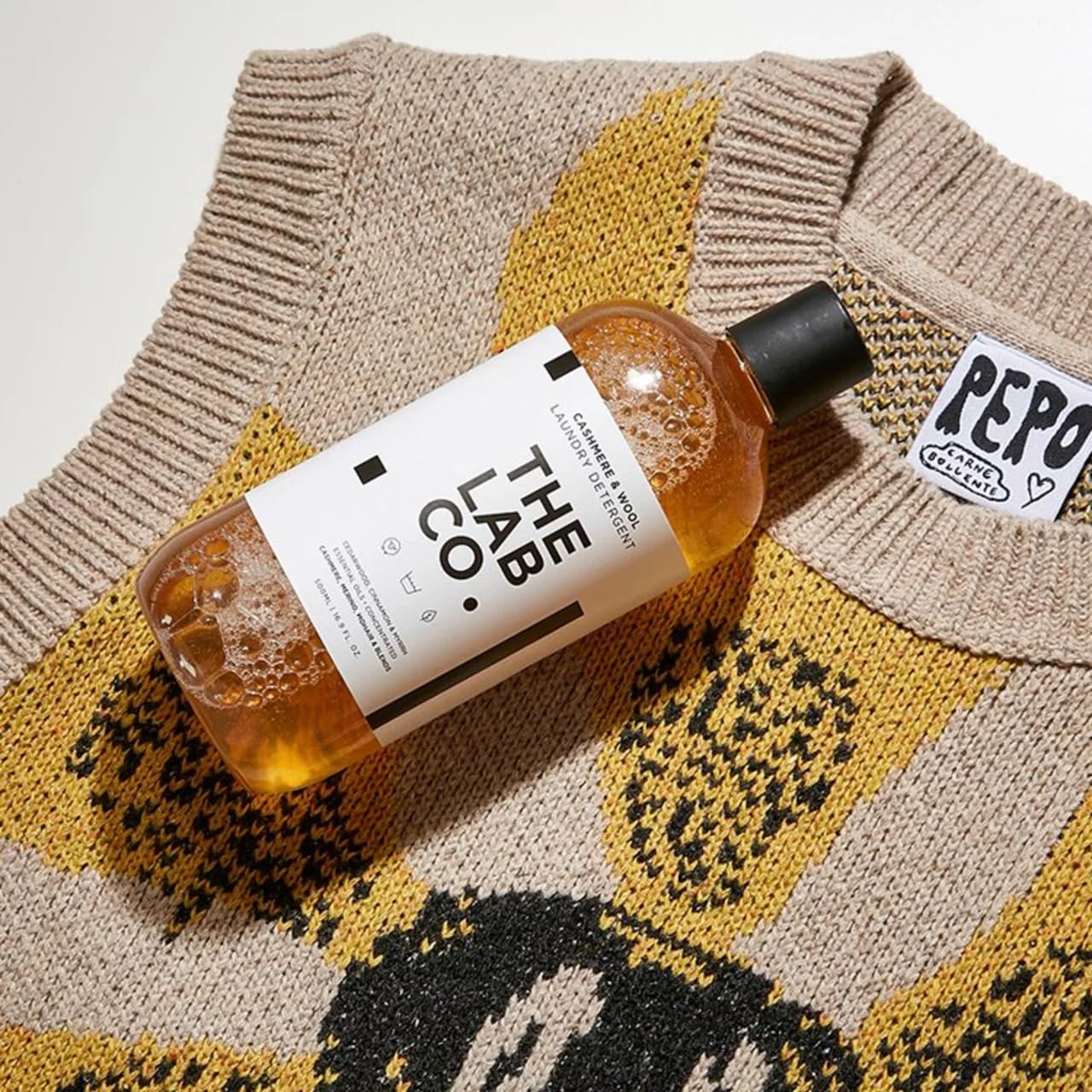 The Lab Co. - Cashmere & Wool Laundry Wash (500ml) 7