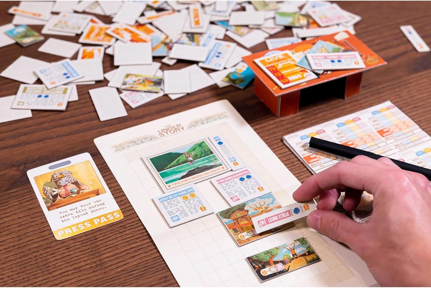 Alderac Entertainment Group Fit to Print Board Game 7