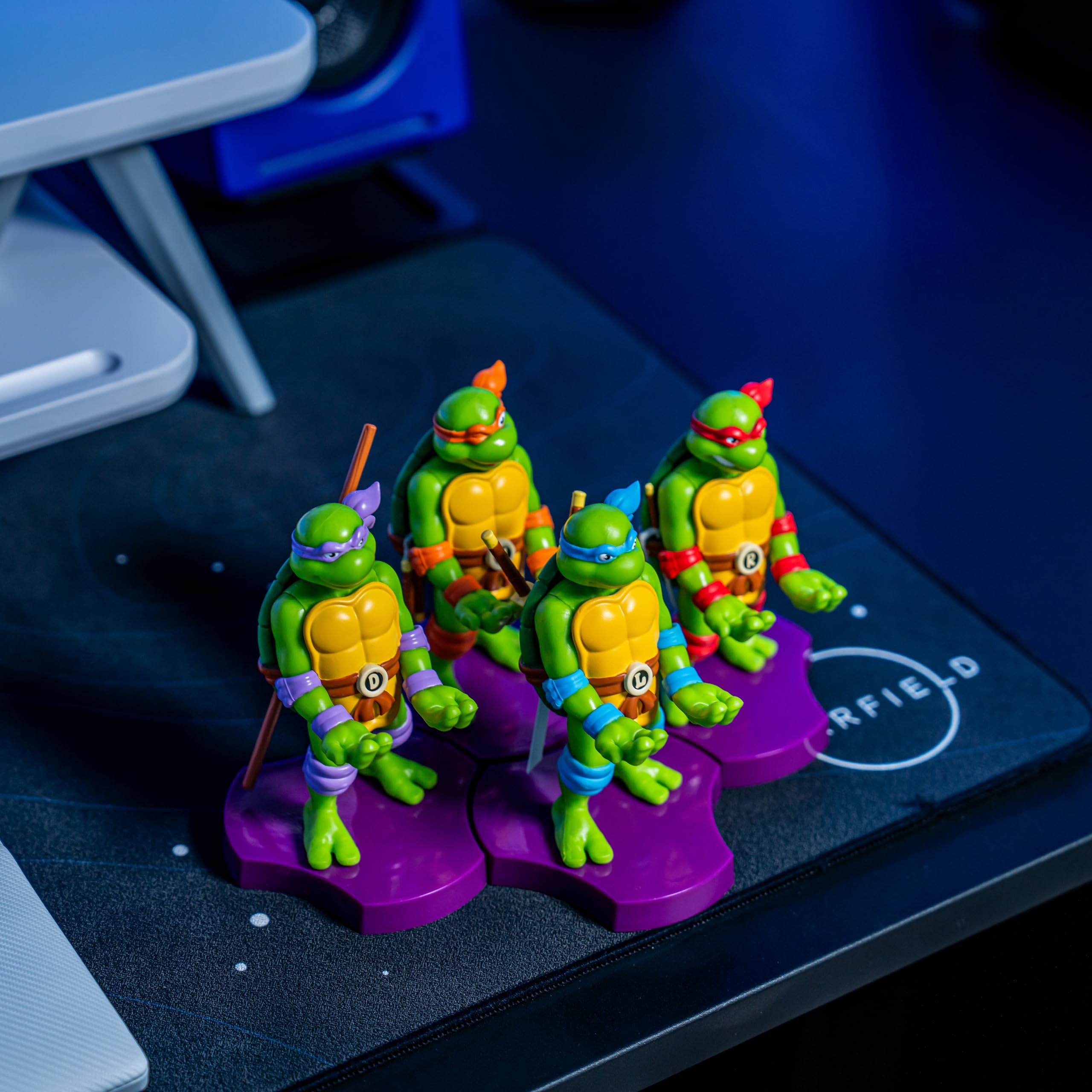 Teenage Mutant Ninja Turtles Raphael Mini Tech Holder - Cable Guys Minis Phone & Earbuds Stand 14