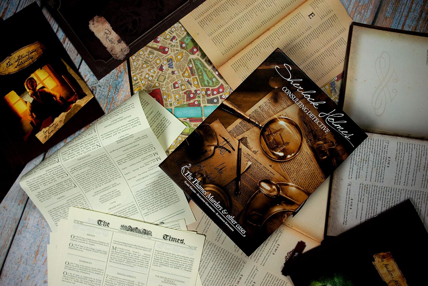 Space Cowboys Sherlock Holmes Consulting Detective: The Thames Murders and Other Cases Board Game 8