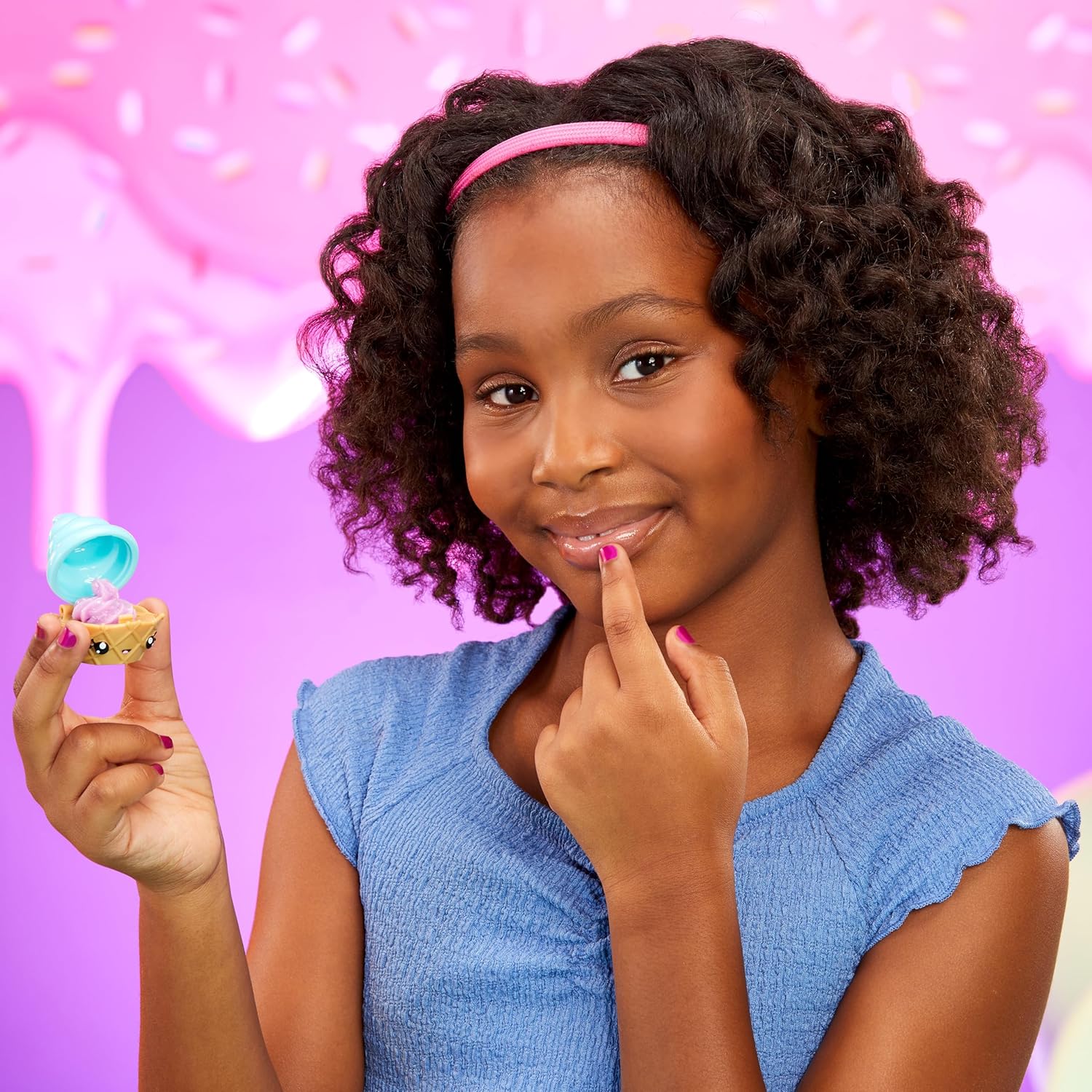 MGA Entertainment Yummiland Lipgloss Truck - DIY Lip Gloss Playset with 2 Num Noms 8