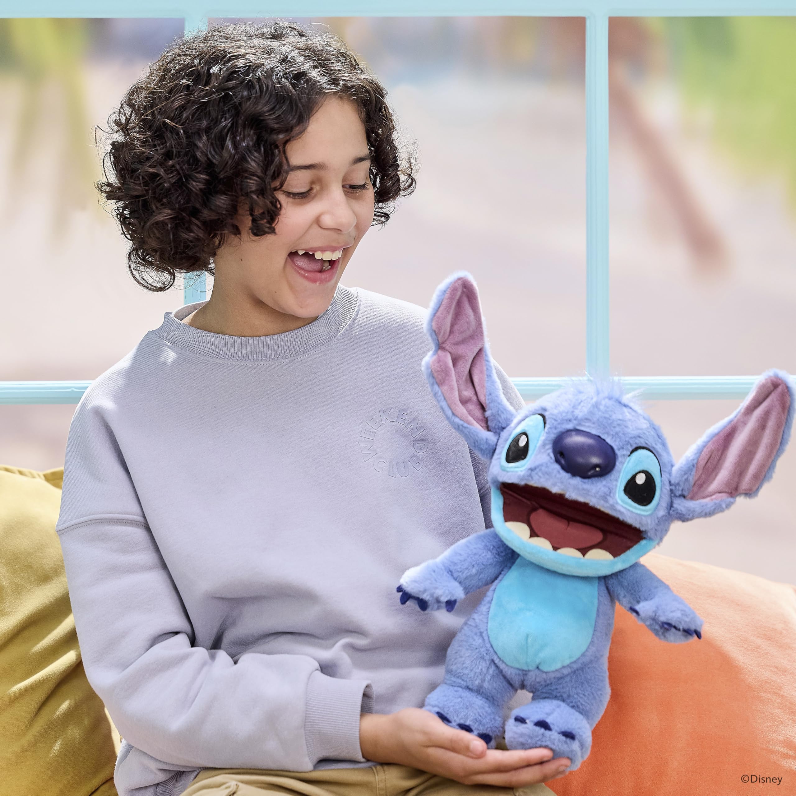 WOW! STUFF Disney Chatty Stitch Deluxe Puppetronic - Interactive Animatronic Plush with Sound & Touch Sensors 9