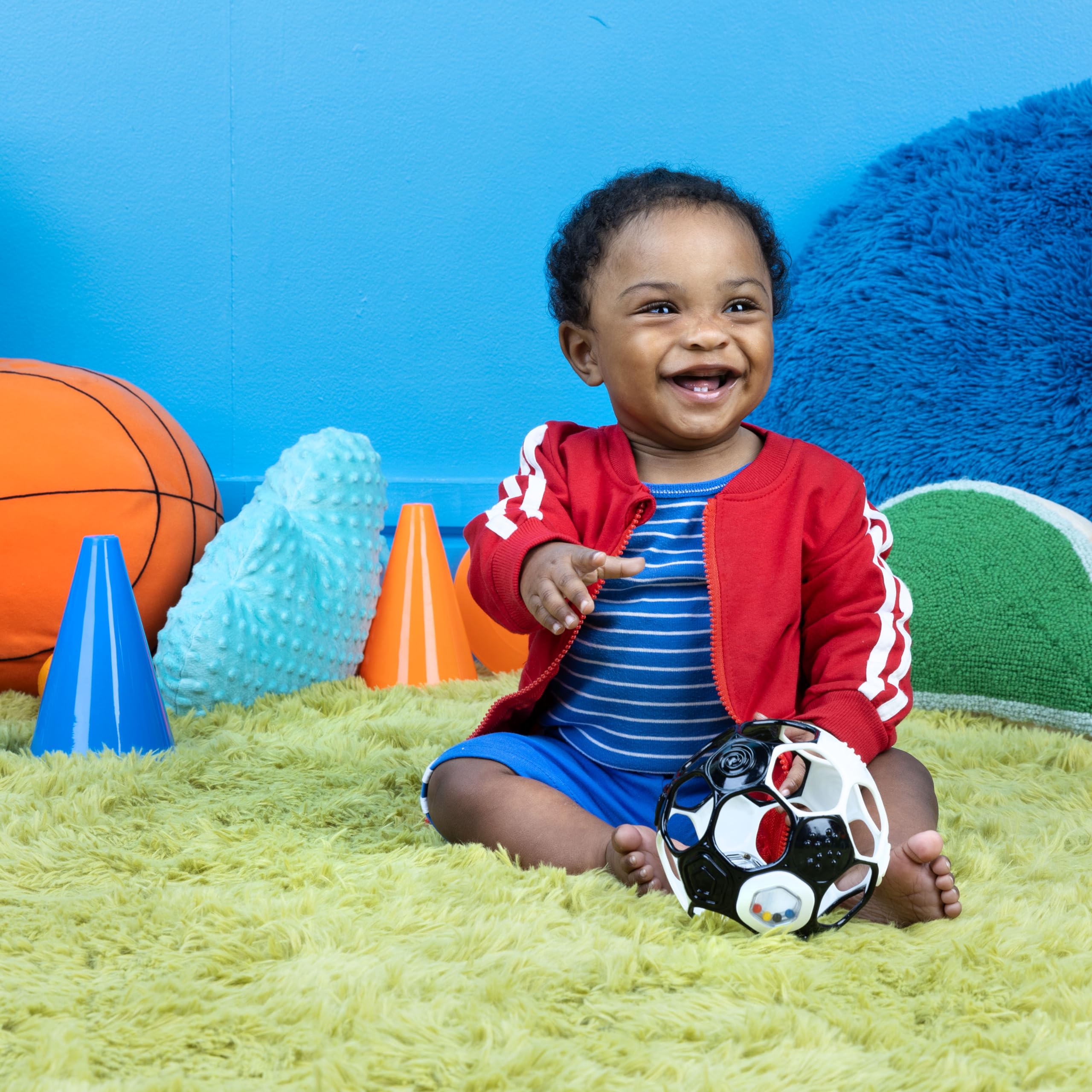 Bright Starts Oball Grippin' Goals Rattle Football Baby Ball - Black & White, 0-3 Years 8