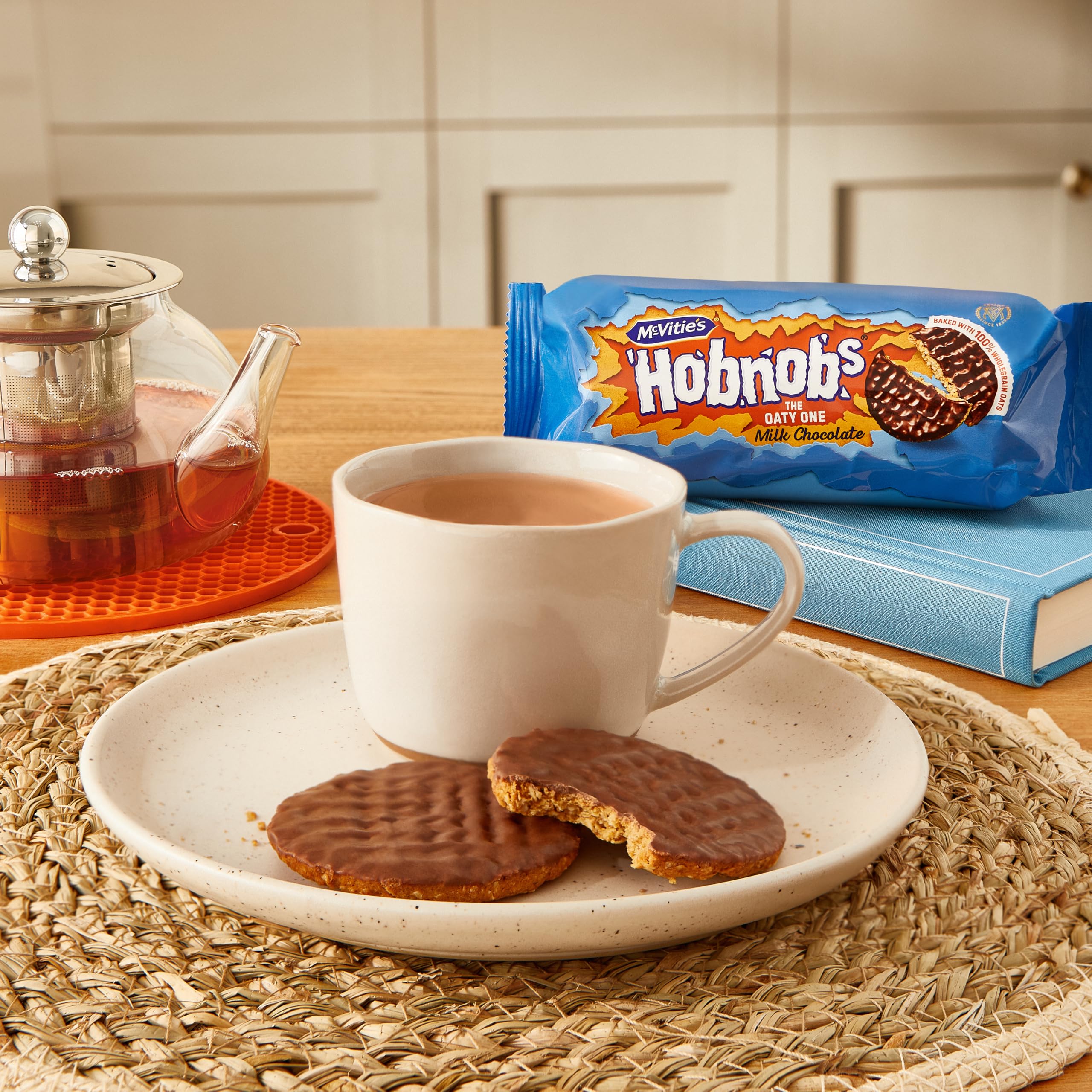 McVitie's Hobnobs Milk Chocolate Biscuits 431g 4