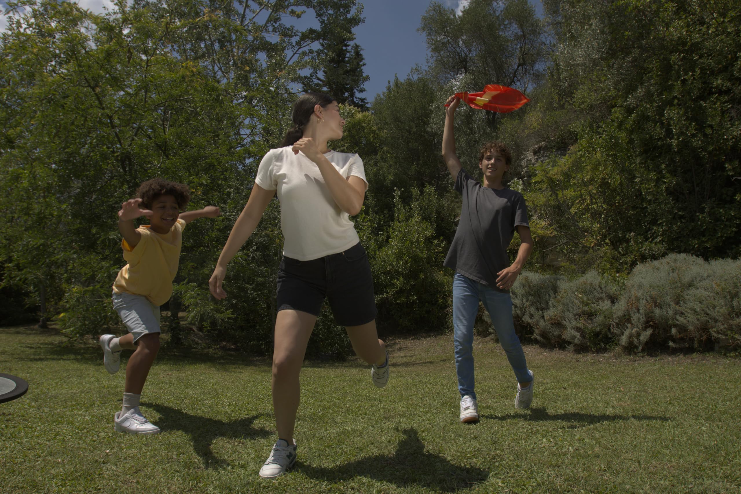 Zygomatic Jungle Speed Giant Party Family Card Game for 3-9 Players, Ages 7+ 4