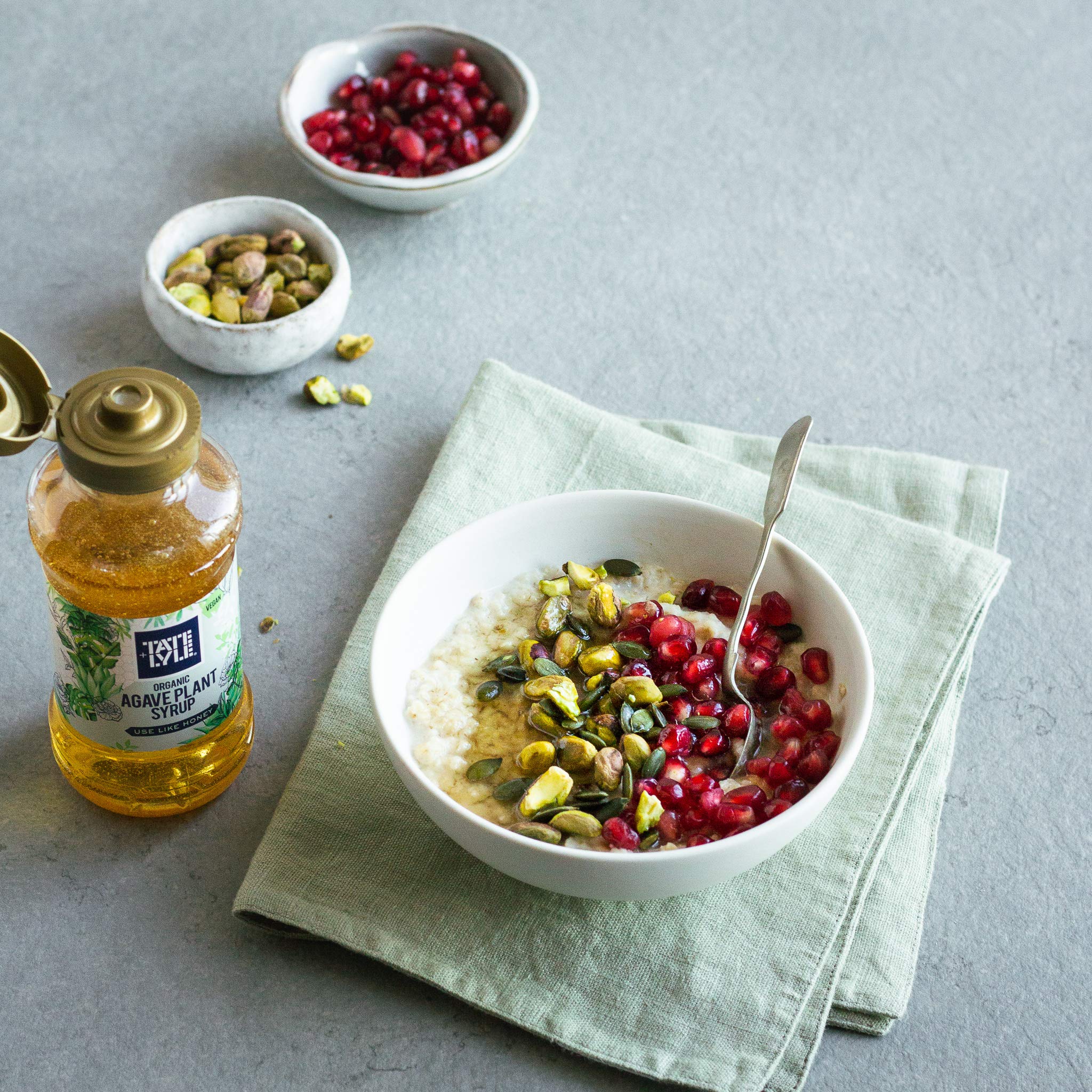 Tate & Lyle Organic Agave Plant Syrup, 325g - Vegan Sweetener for Baking, Beverages & Cooking 3