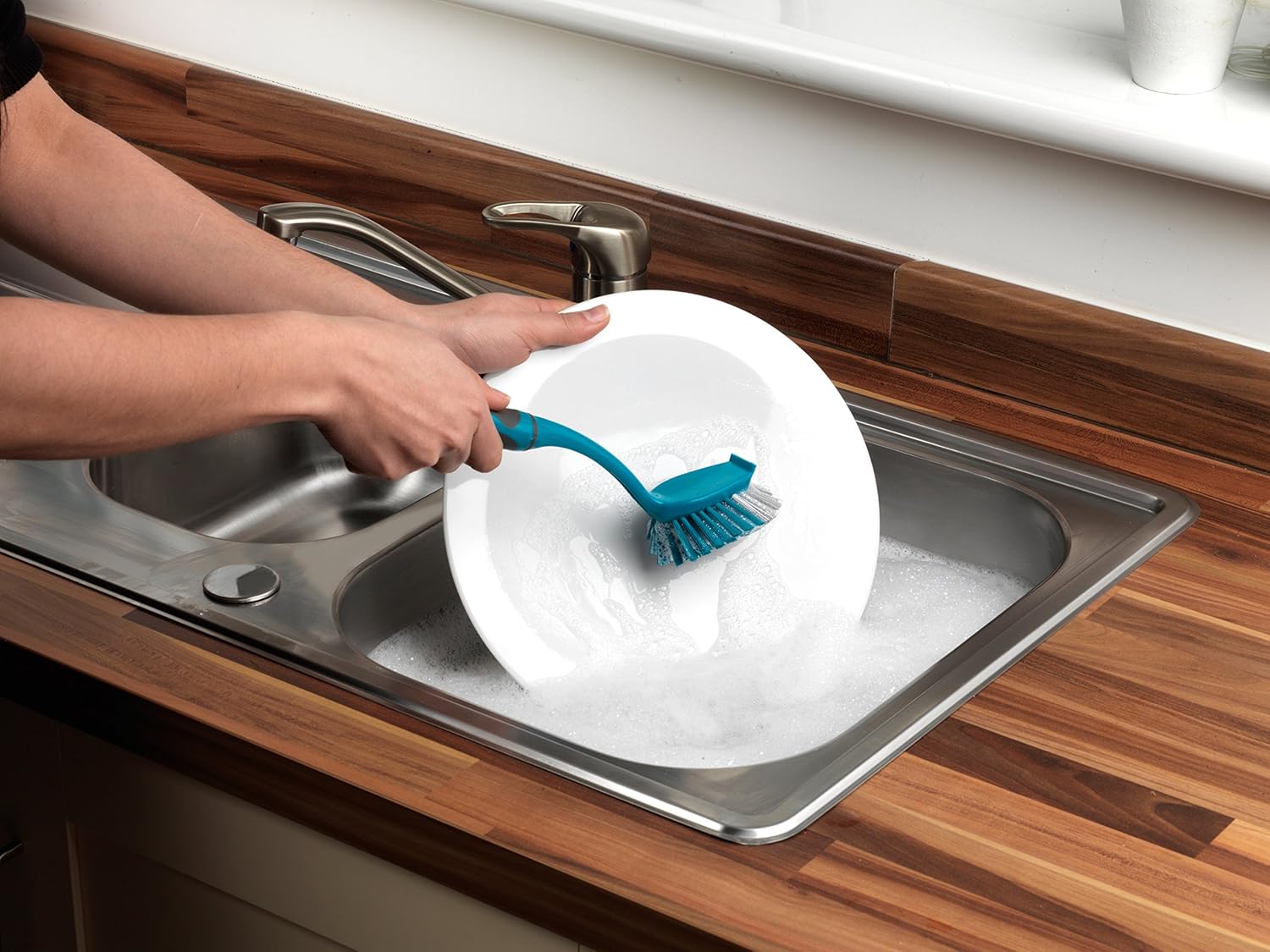 Beldray - LA024152TQ 5 Piece Cleaning Set with Broom, Dustpan & Brush, Scrubbing Brush, Dish Brush 7