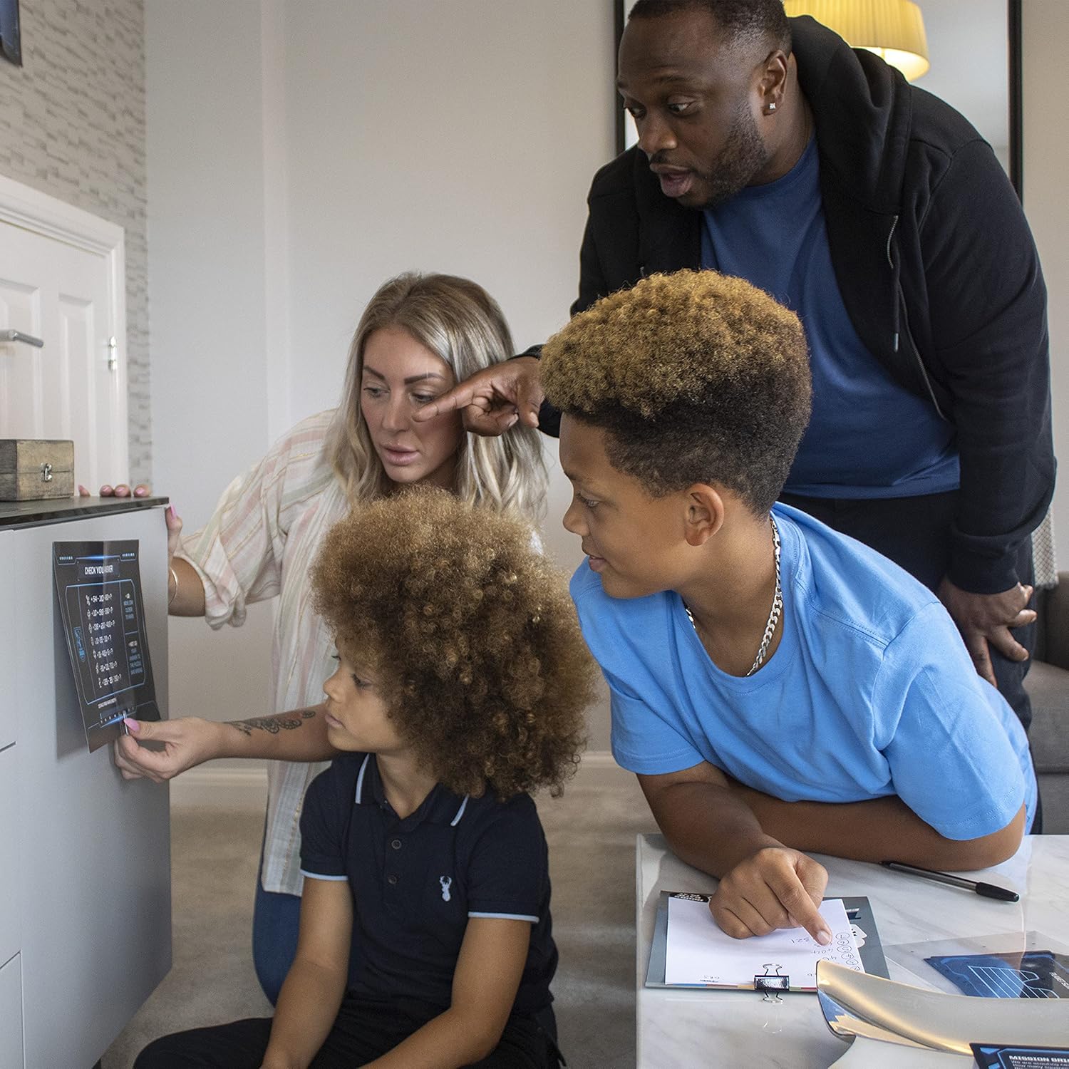 Trapped Mission to Mars | Escape Room in a Box Kit | Cooperative Puzzle Game for Families & Friends | Ages 8+ | 2-6 Players 6