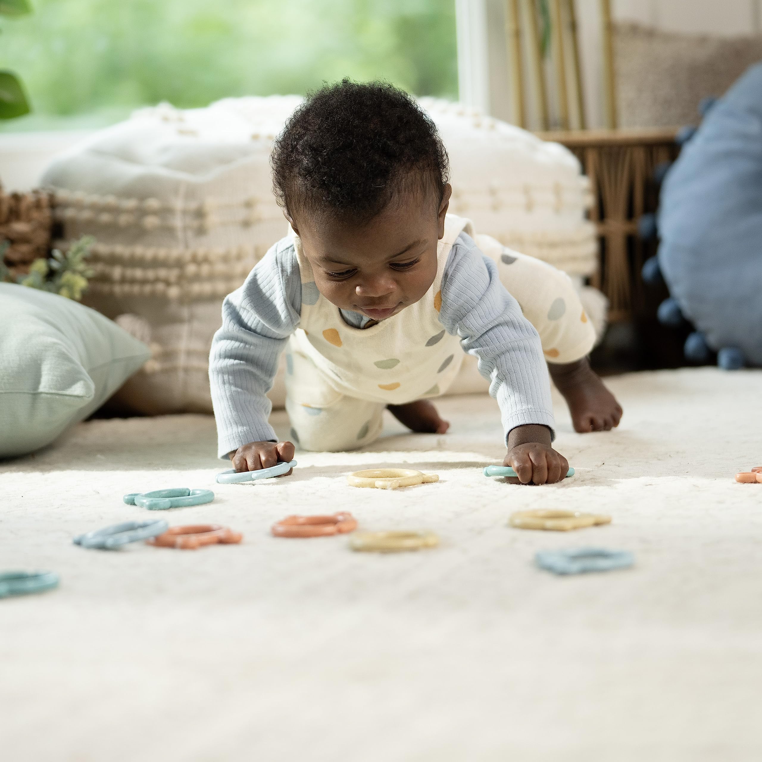 Ingenuity Sheppy's Squad Toy Links - 12 Flexible Plant-Based Links for Newborn and Up 4