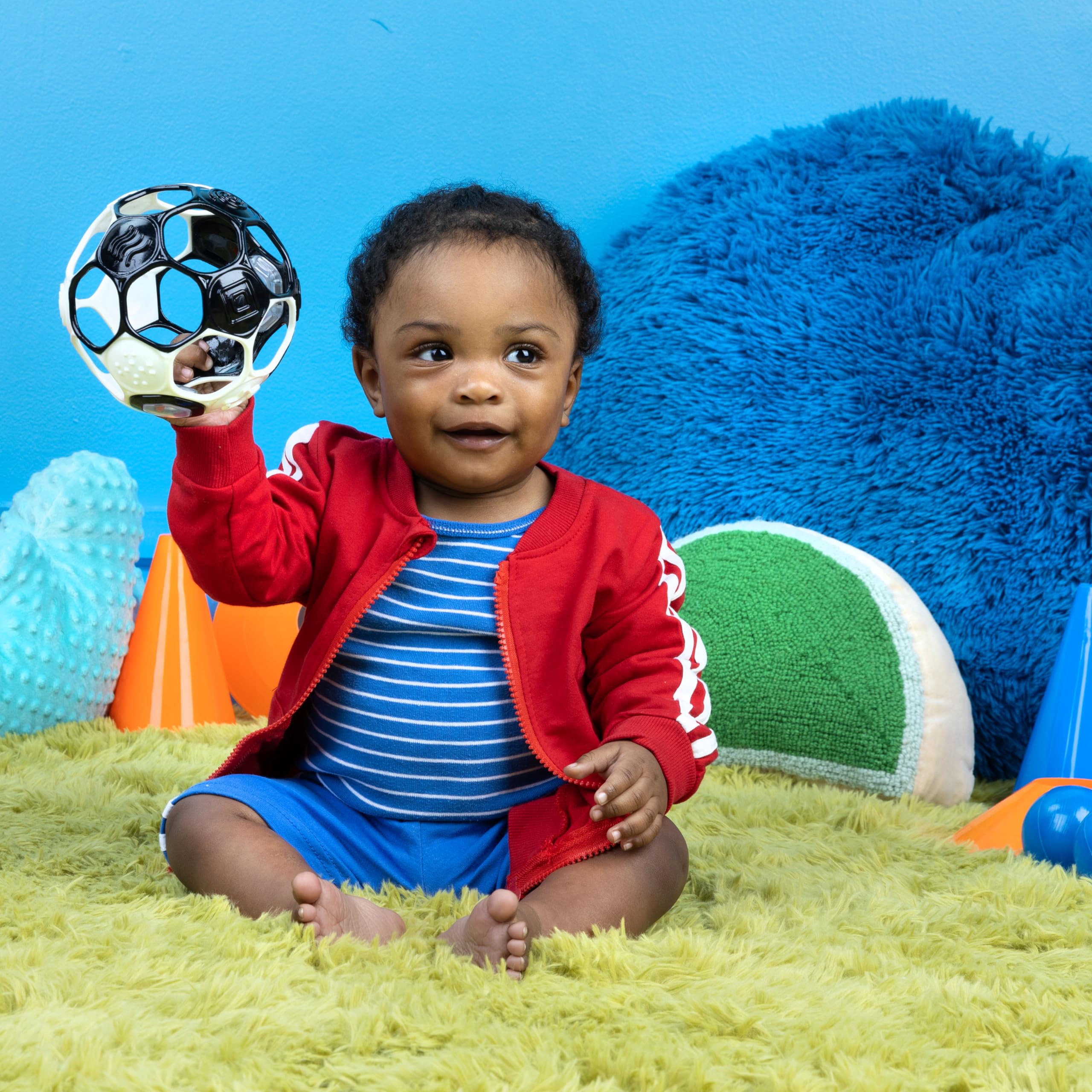 Bright Starts Oball Grippin' Goals Rattle Football Baby Ball - Black & White, 0-3 Years 9