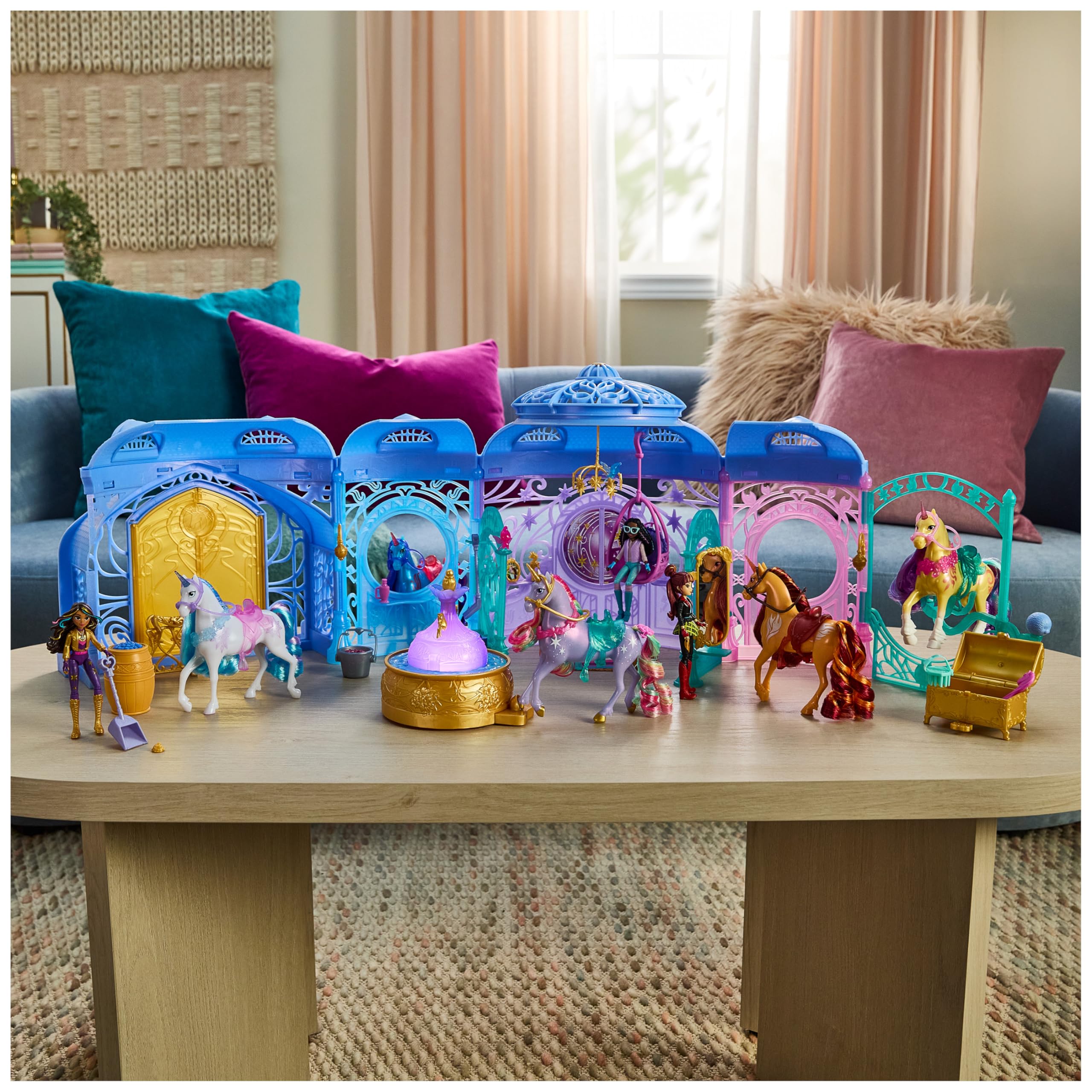 Unicorn Academy Starglow Fountain & Stable Playset with Wildstar - Light-Up Features & 24 Accessories 8