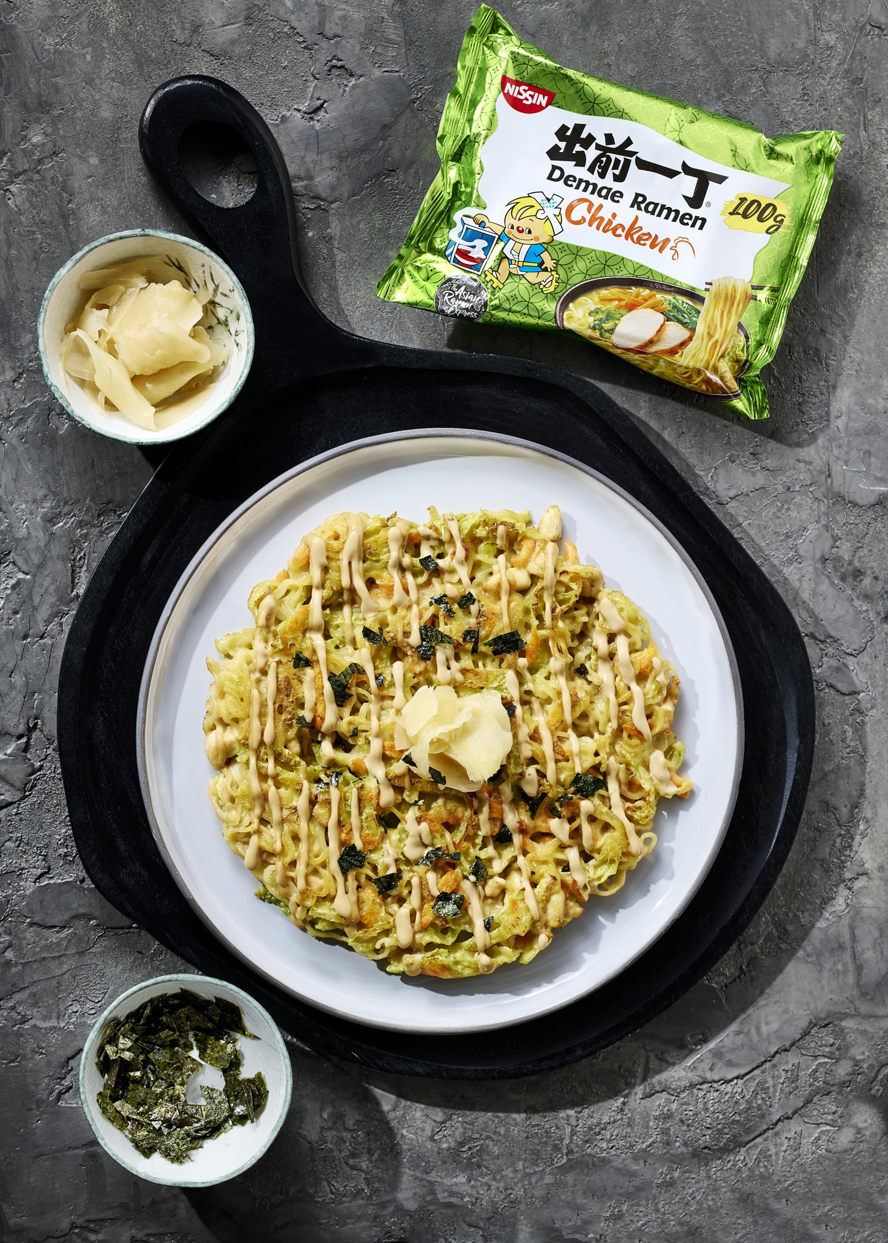 NISSIN Ramen Chicken Flavoured Instant Noodles, 100g (Pack of 10) 6