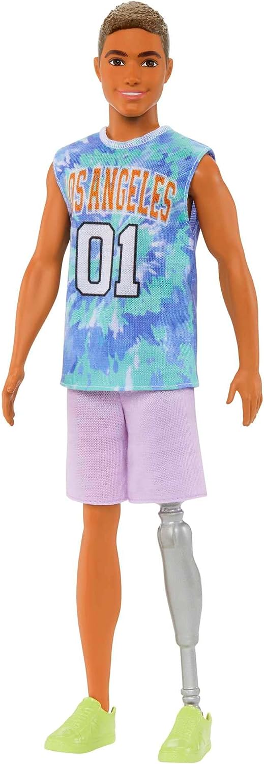 Barbie Ken Fashionistas Puppe Nr. 212 mit Beinprothese, trägt Los Angeles Jersey