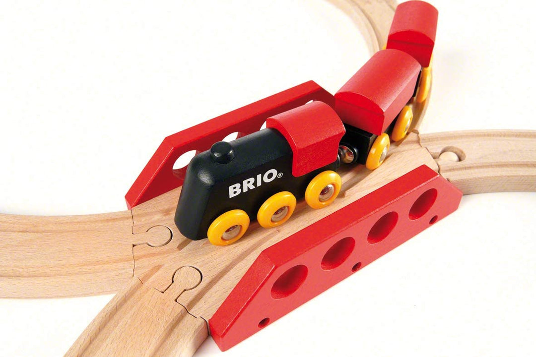 BRIO Classic Figure of 8 Set Train Set Toddler Toy for Kids 2 Years Up - Compatible with all BRIO Railway Sets & Accessories