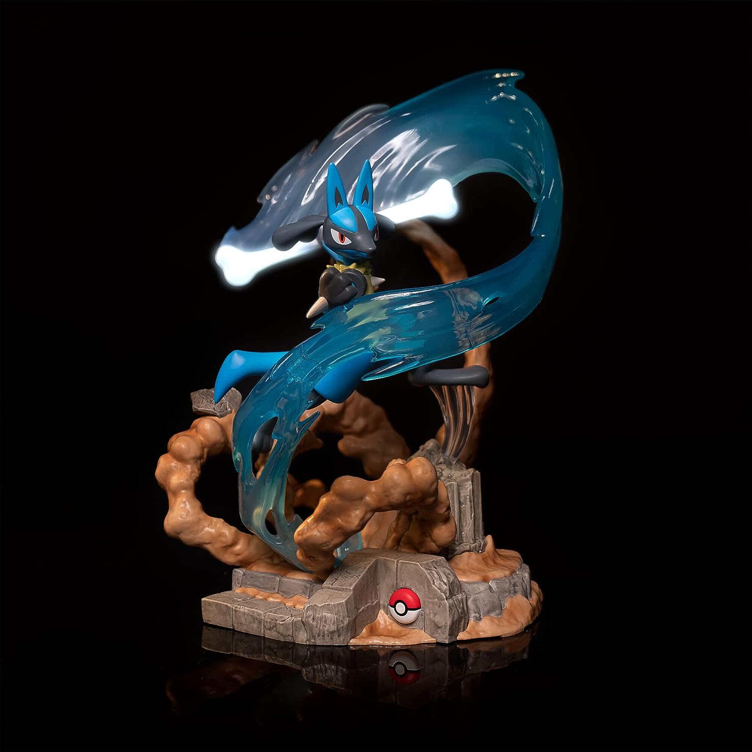 Pokémon Jazwares - Lucario 13-inch Deluxe Statue with Aura Lights 3