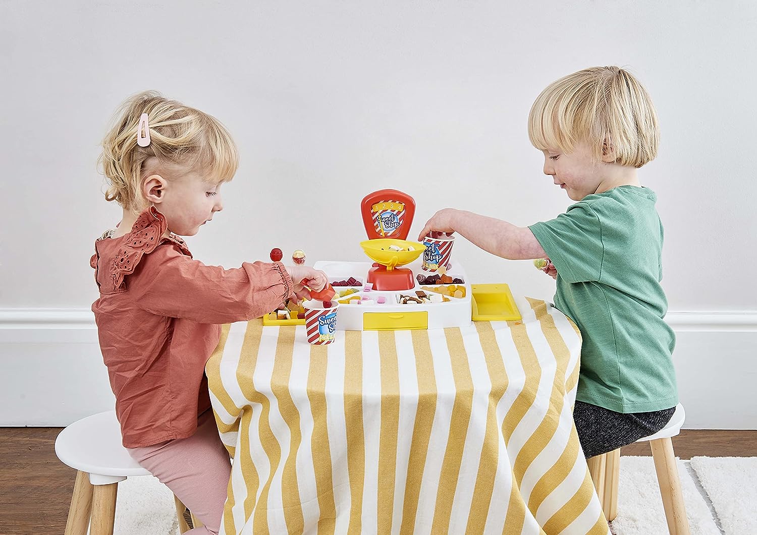 Casdon Pick n Mix Sweet Shop Playset - Role Play & Educational Toy for Ages 3+ 6