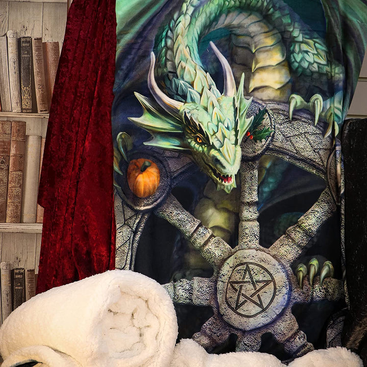 Nemesis Now Year of The Magical Dragon Throw (AS), 160 cm, Grün